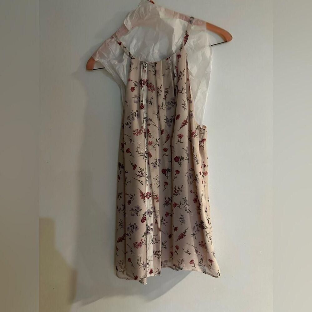 Unbranded Women's Cream and Red Blouse